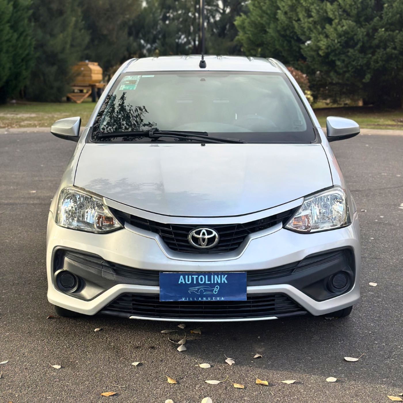 Toyota Etios Plata, vista frontal